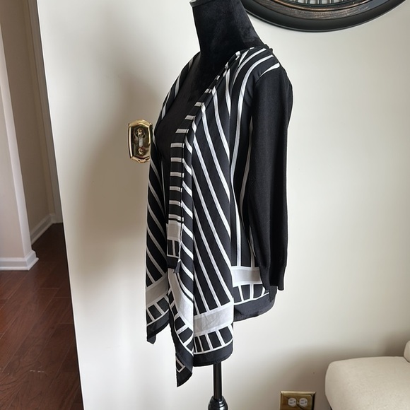 NEW York &  Co Lightweight Cardigan - Picture 8 of 9